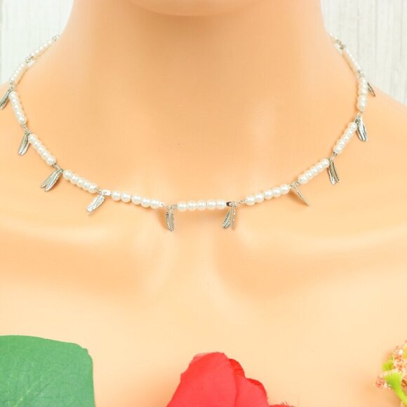 "Minimalist & Elegant Necklace Chain – Perfect for Women & Girls | UNVRC1402 - Picture 8 of 10